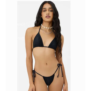Frankies Womens Bikinis Tia Ribbed Triangle Swim Bikini Top Black Size M 13053